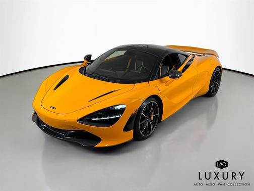 2022 McLaren 720S Base