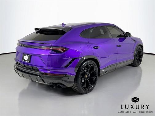 2024 Lamborghini Urus Performante