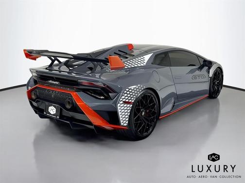 2021 Lamborghini Huracan STO Coupe