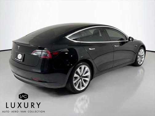 2019 Tesla Model 3 Mid Range