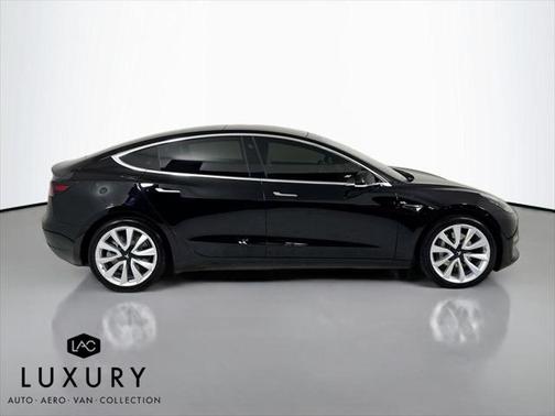 2019 Tesla Model 3 Mid Range