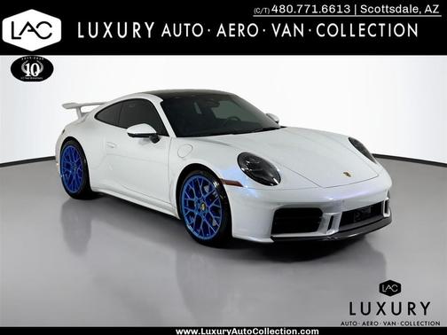 2025 Porsche 911 Carrera