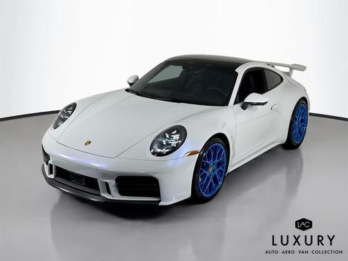 2025 Porsche 911 Carrera