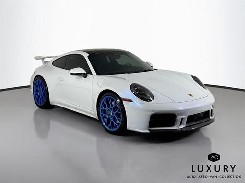 2025 Porsche 911 Carrera