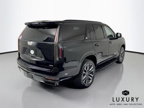 2023 Cadillac Escalade Sport