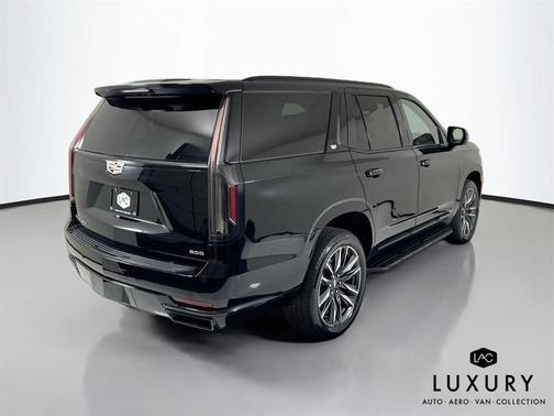 2023 Cadillac Escalade Sport
