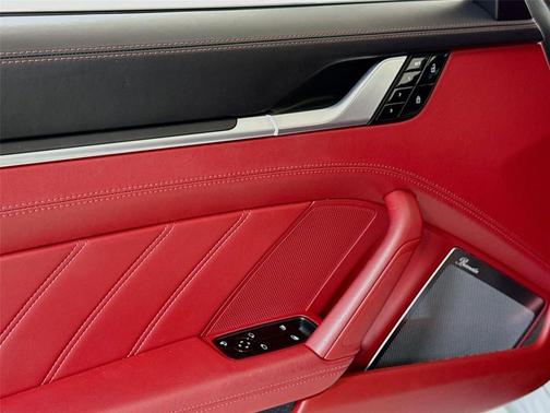 2021 Porsche 911 Turbo S