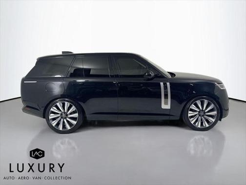 2023 Land Rover Range Rover SV
