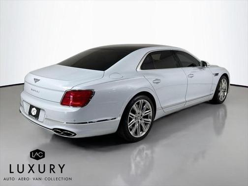 2022 Bentley Flying Spur V8