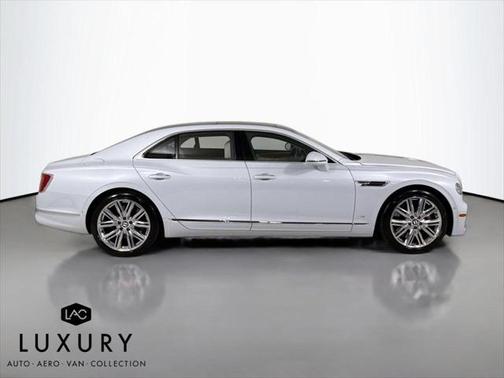 2022 Bentley Flying Spur V8