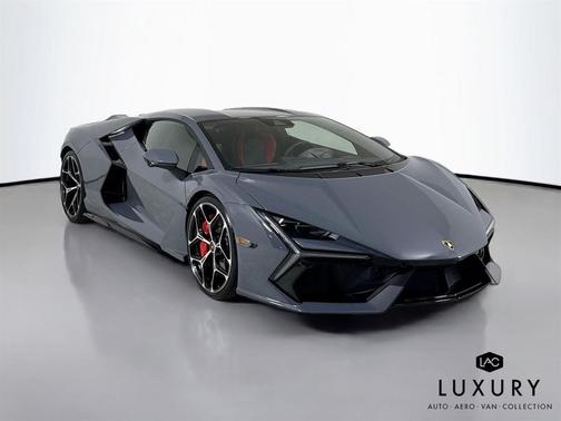 2024 Lamborghini Revuelto Base