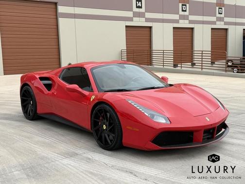 2017 Ferrari 488 Spider Base