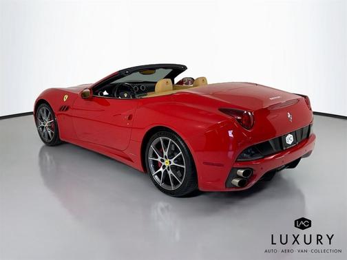 2010 Ferrari California Base
