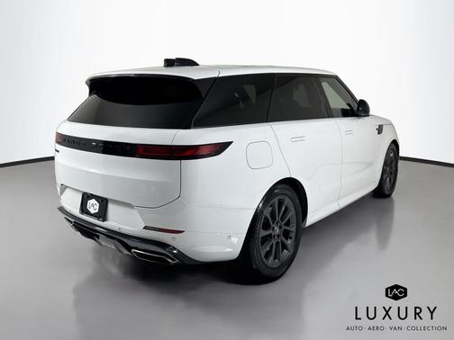 2024 Land Rover Range Rover Sport SE