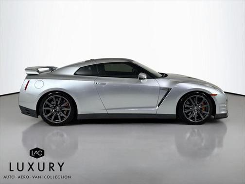2012 Nissan GT-R Premium