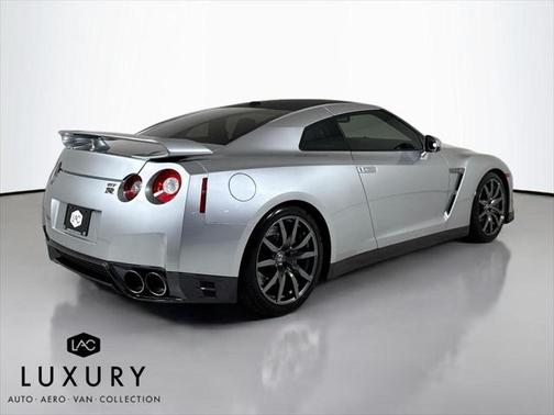 2012 Nissan GT-R Premium