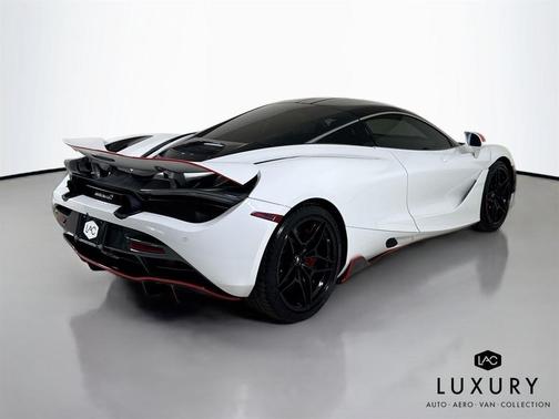 2019 McLaren 720S Base