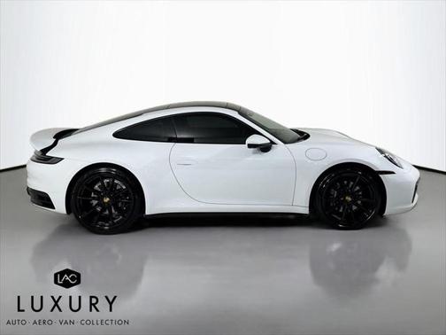 2021 Porsche 911 Carrera 4