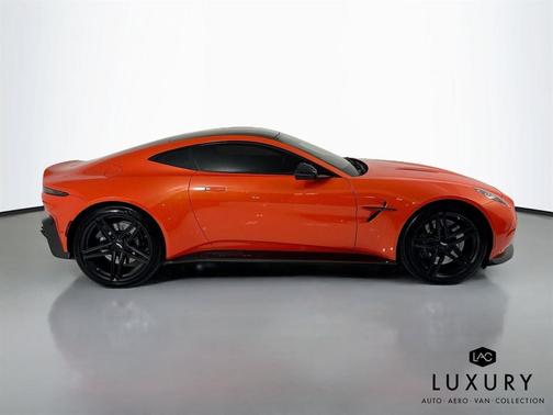 2025 Aston Martin Vantage 