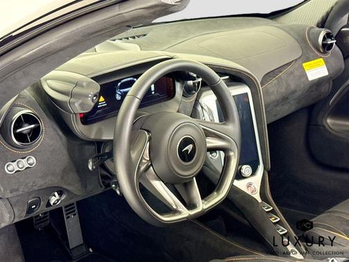 2024 McLaren 750S Spider