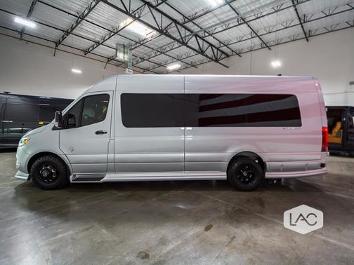 2025 Mercedes-Benz Sprinter 3500XD High Roof