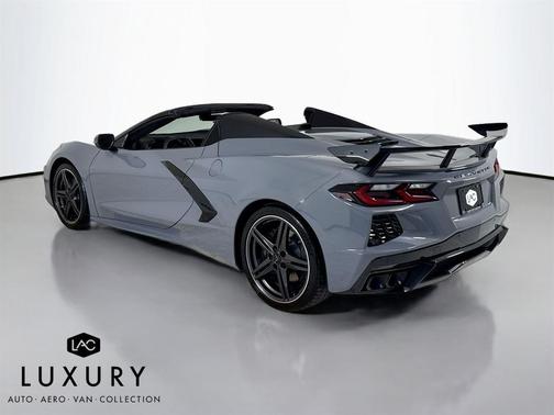 2025 Chevrolet Corvette Stingray w/2LT