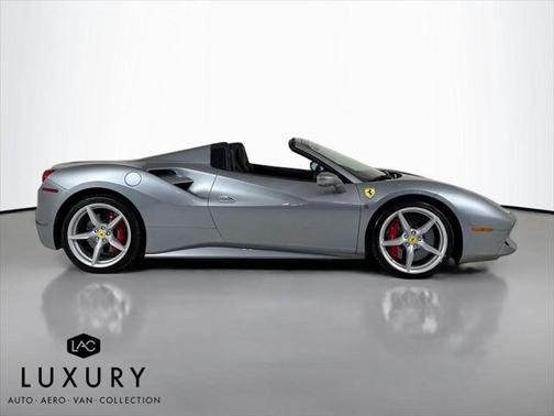 2018 Ferrari 488 Spider Base