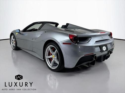 2018 Ferrari 488 Spider Base