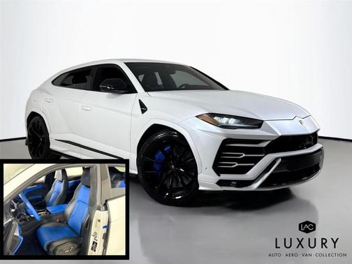 2021 Lamborghini Urus Graphite Capsule