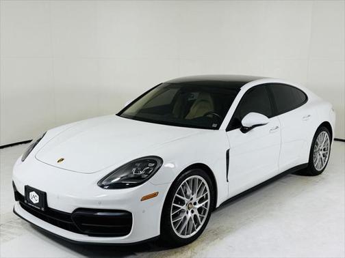 2021 Porsche Panamera 4