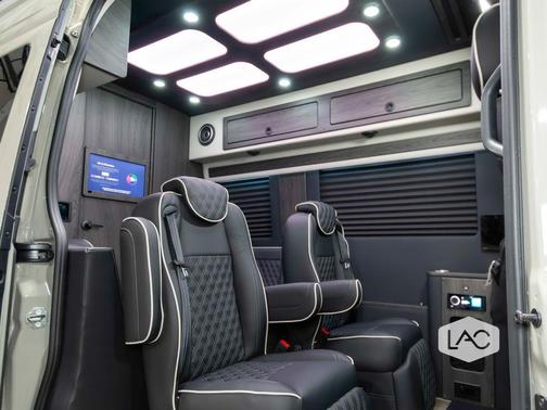 2025 Mercedes-Benz Sprinter 2500 Standard Roof