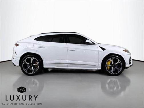 2020 Lamborghini Urus AWD