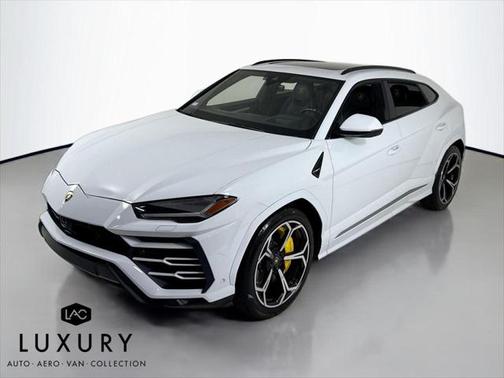 2020 Lamborghini Urus AWD