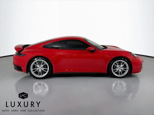 2021 Porsche 911 Carrera