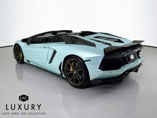 2015 Lamborghini Aventador LP700-4