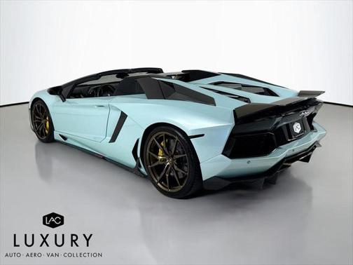 2015 Lamborghini Aventador LP700-4