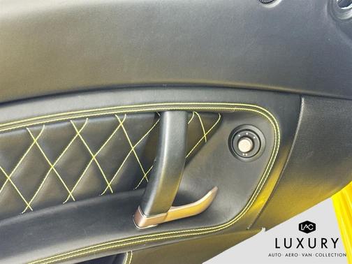 2014 Ferrari California Base