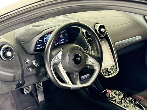 2022 McLaren GT Coupe