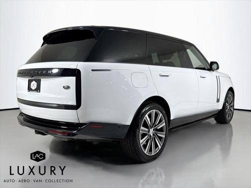 2023 Land Rover Range Rover P400 SE