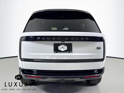 2023 Land Rover Range Rover P400 SE