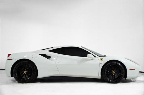 2018 Ferrari 488 GTB Coupe