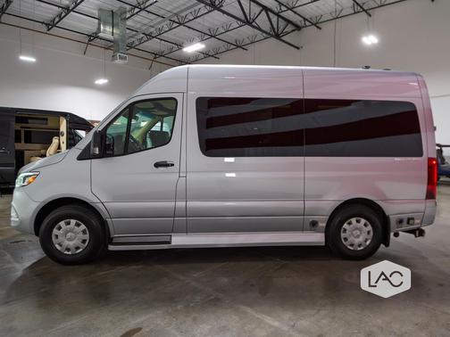 2023 Mercedes-Benz Sprinter 2500 Standard Roof