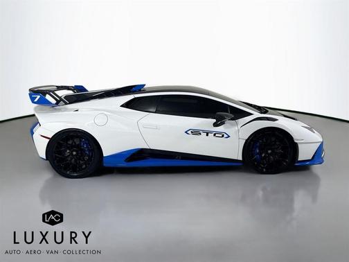 2023 Lamborghini Huracan STO Coupe