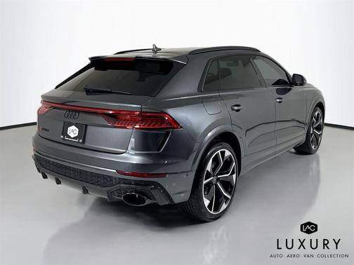 2022 Audi RS Q8 4.0T