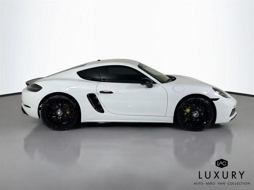 2021 Porsche 718 Cayman T