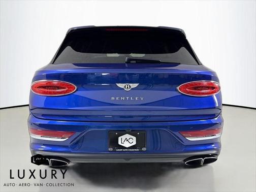 2022 Bentley Bentayga V8