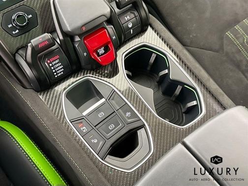 2024 Lamborghini Urus S