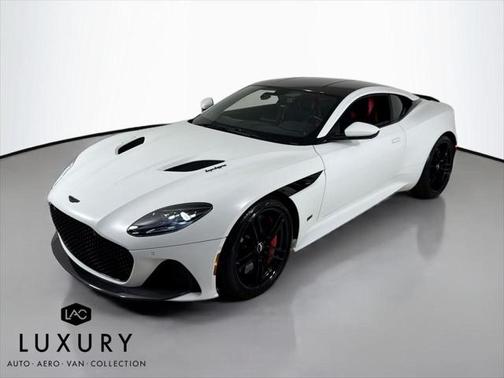 2022 Aston Martin DBS Superleggera