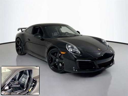 2017 Porsche 911 Carrera