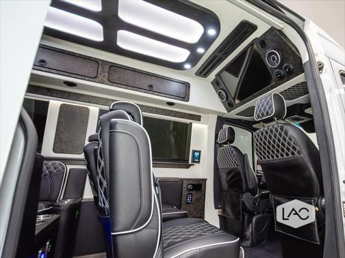 2022 Mercedes-Benz Sprinter 2500 Standard Roof